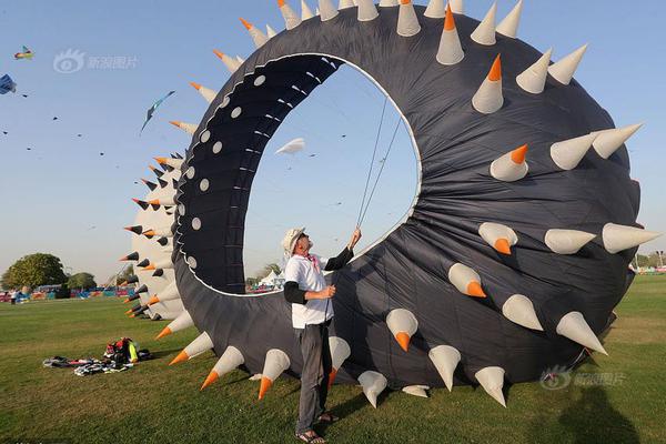 胡樂標：挺身而出 向火而行